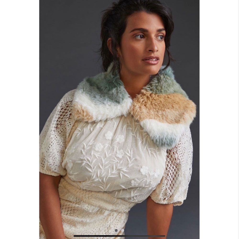 NWOT Anthropologie Tie-Dye Faux‎ Fur Collar (331)